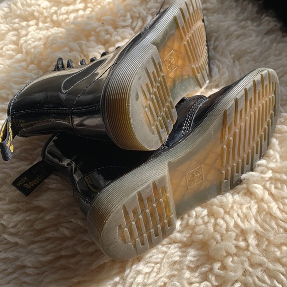 Dr. Martens Patent Leather Lace Up Boot - Picture 5 of 6